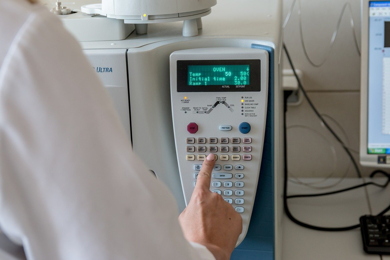 Medical device compliant with IEC 60601-1